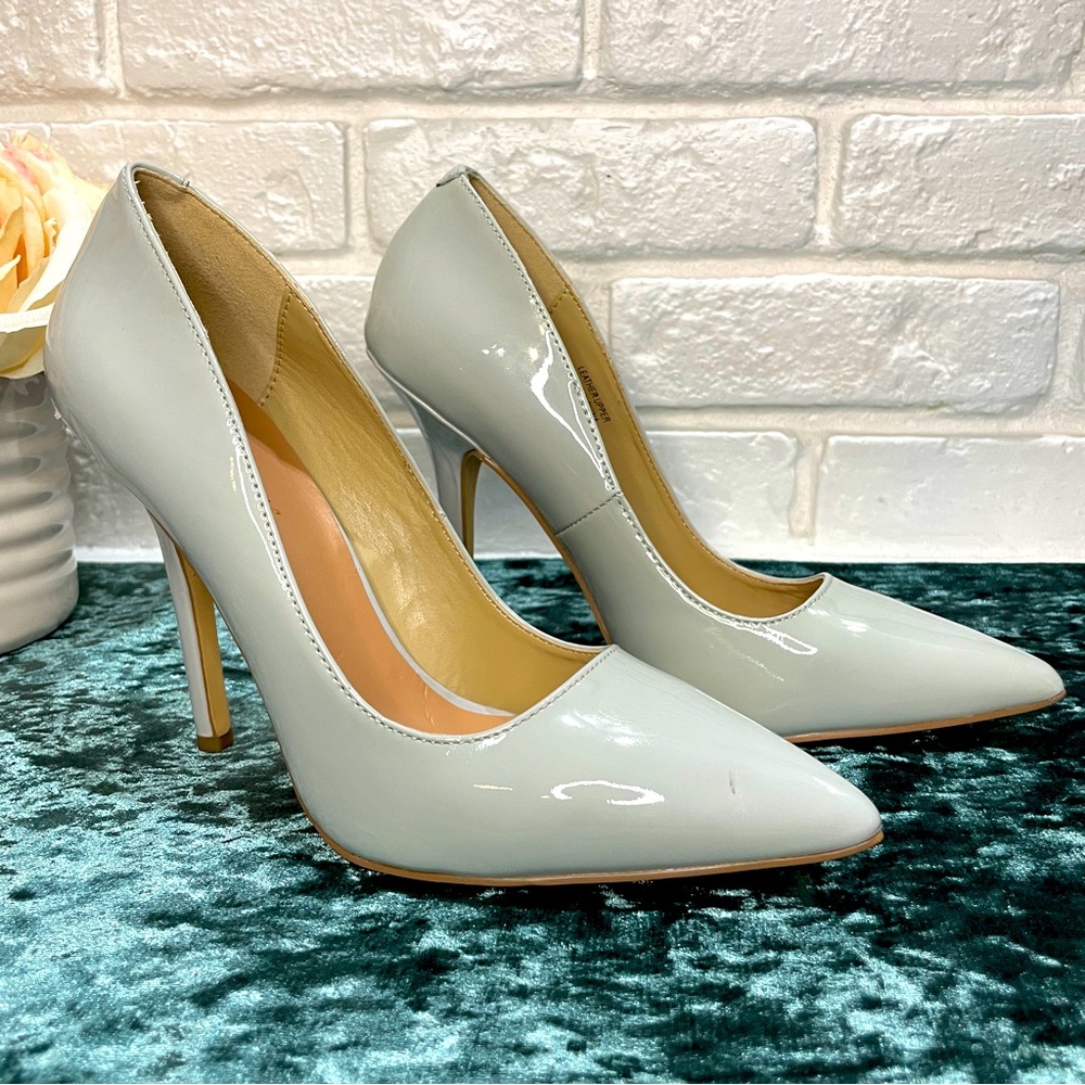 Maiden Lane Gray Heels, Patent Leather, Pointed Toe